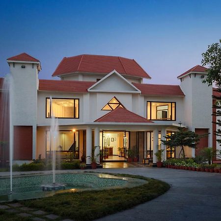 Naturoville Ayurvedic And Yoga Retreat Hotel Rishikesh Ngoại thất bức ảnh