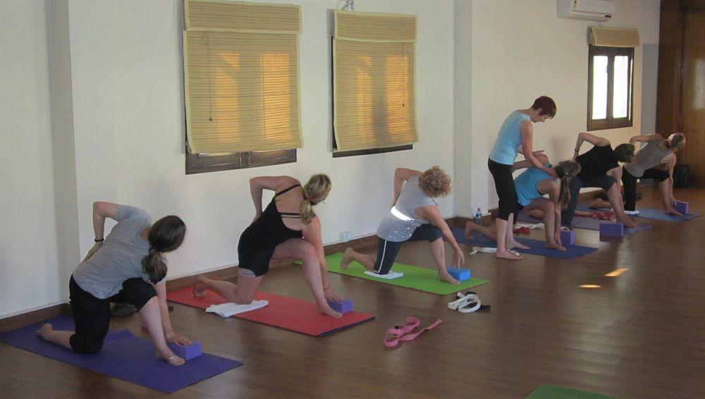 Naturoville Ayurvedic And Yoga Retreat Hotel Rishikesh Ngoại thất bức ảnh